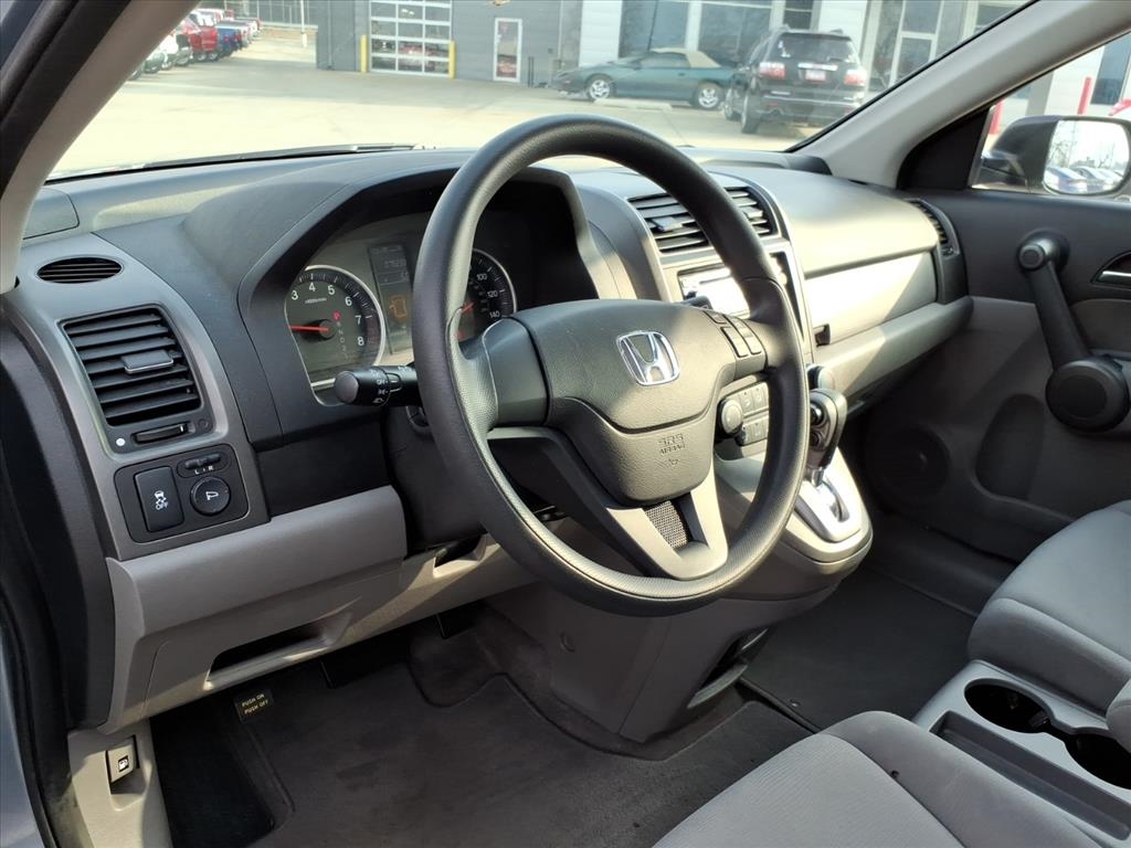 Honda CR-V LX 2WD 5-Speed AT 2011