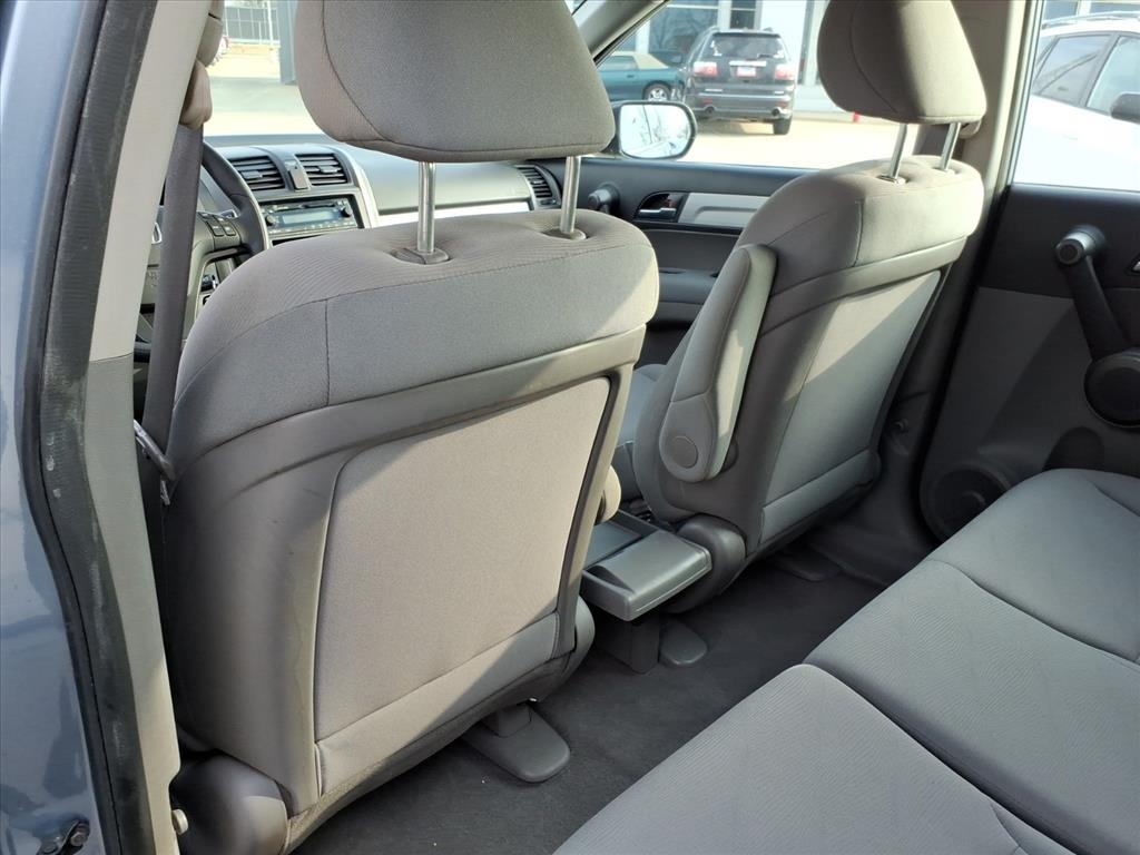 Honda CR-V LX 2WD 5-Speed AT 2011