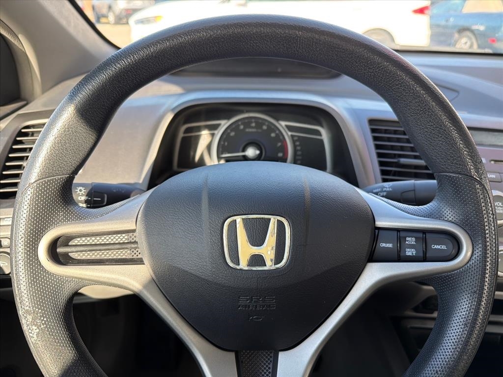 Honda Civic LX Coupe 5-Speed AT 2011