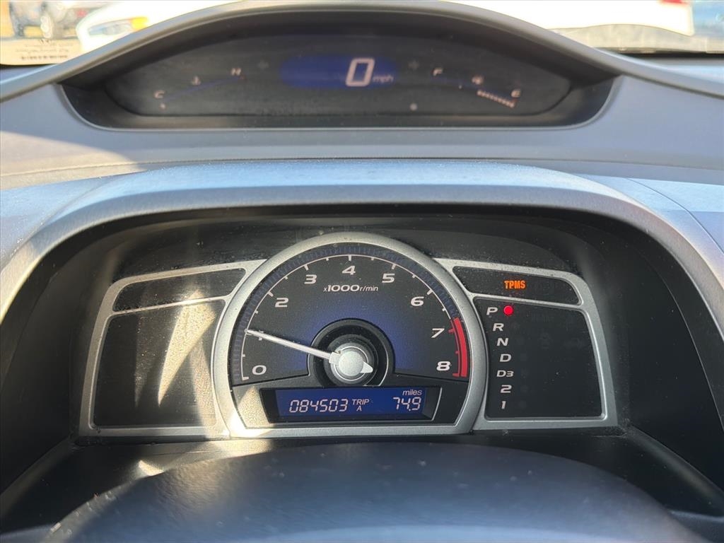 Honda Civic LX Coupe 5-Speed AT 2011