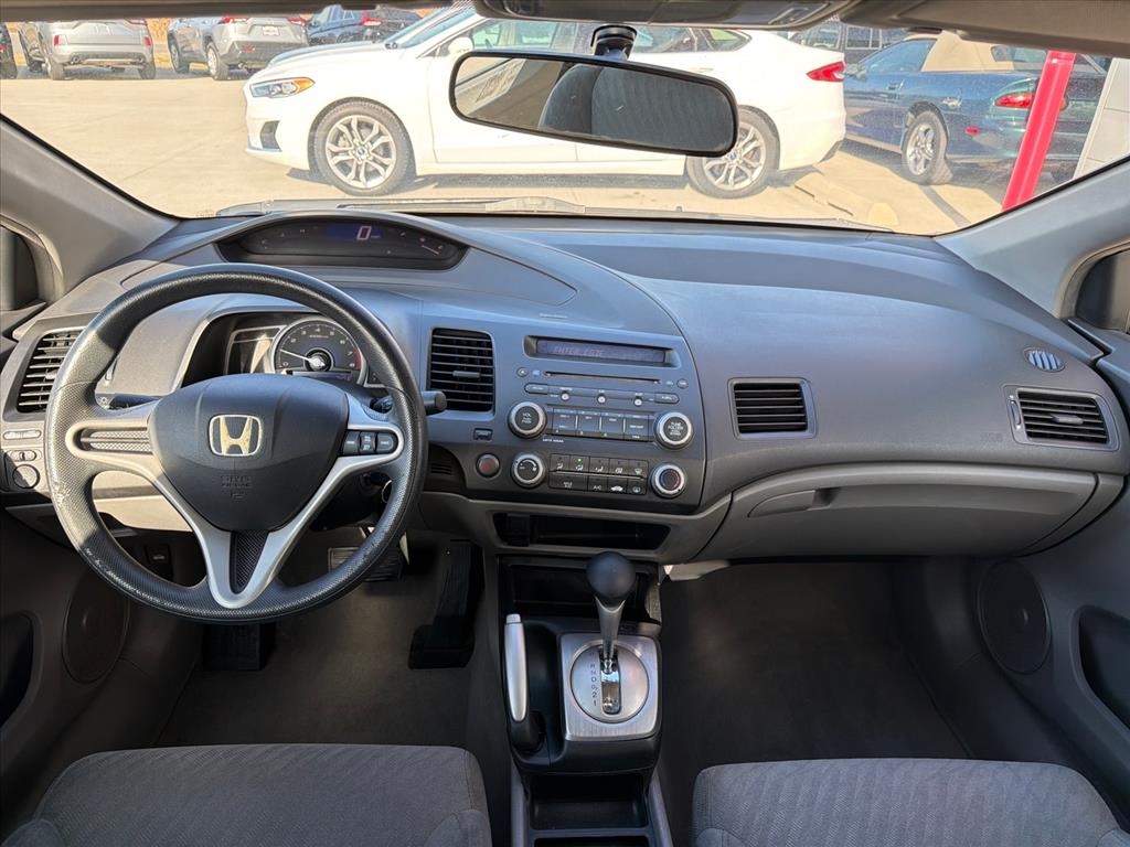 Honda Civic LX Coupe 5-Speed AT 2011