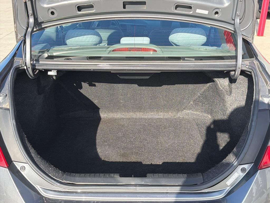 Honda Civic LX Coupe 5-Speed AT 2011