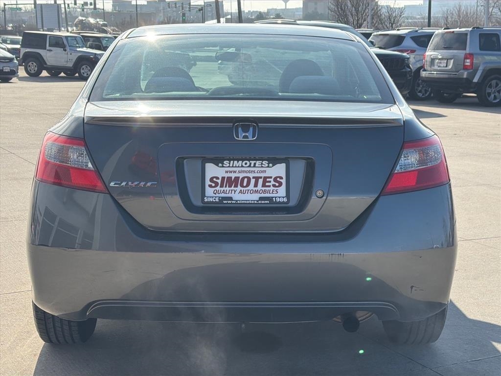 Honda Civic LX Coupe 5-Speed AT 2011