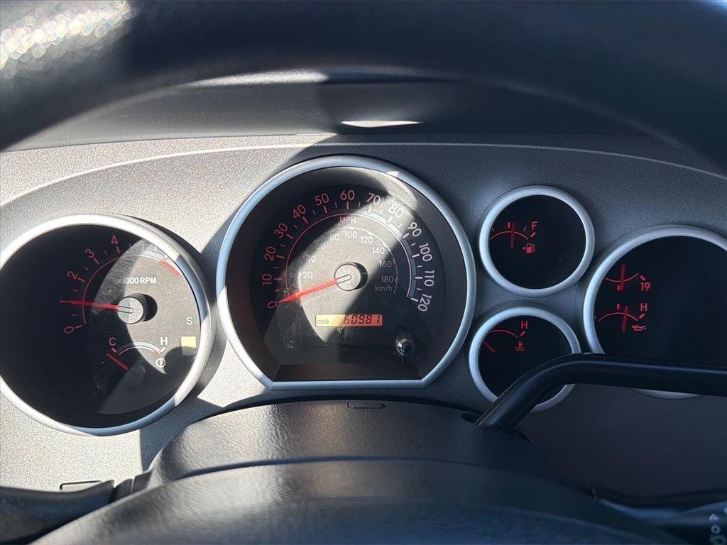 Toyota Tundra Tundra-Grade Double Cab 4.6L 4WD 2012