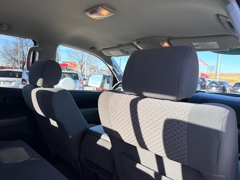 Toyota Tundra Tundra-Grade Double Cab 4.6L 4WD 2012