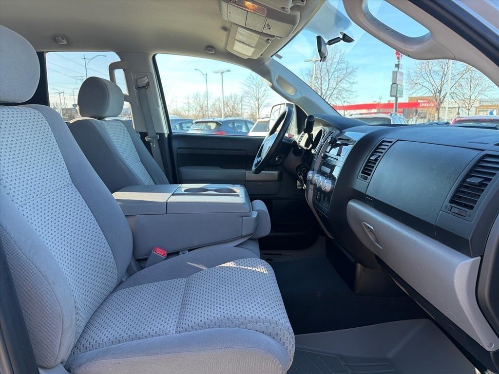 Toyota Tundra Tundra-Grade Double Cab 4.6L 4WD 2012