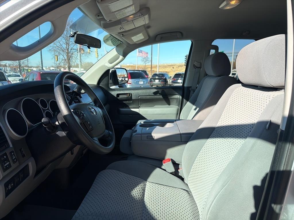 Toyota Tundra Tundra-Grade Double Cab 4.6L 4WD 2012