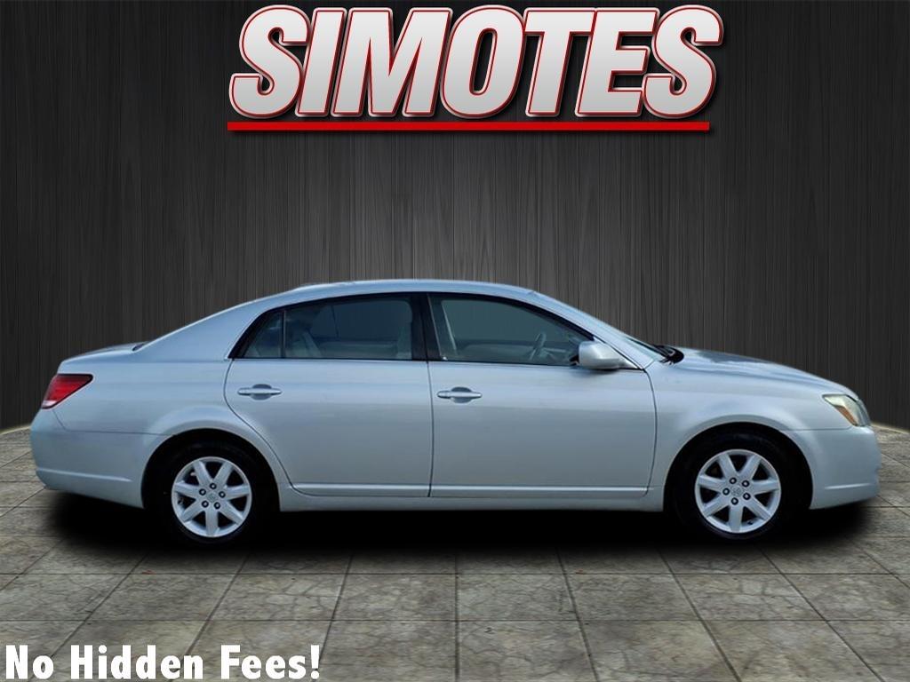 Toyota Avalon XL 2006