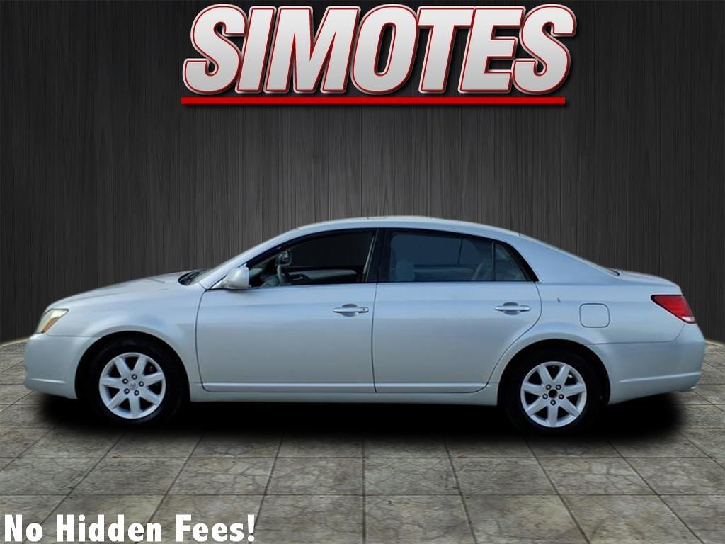 Toyota Avalon XL 2006