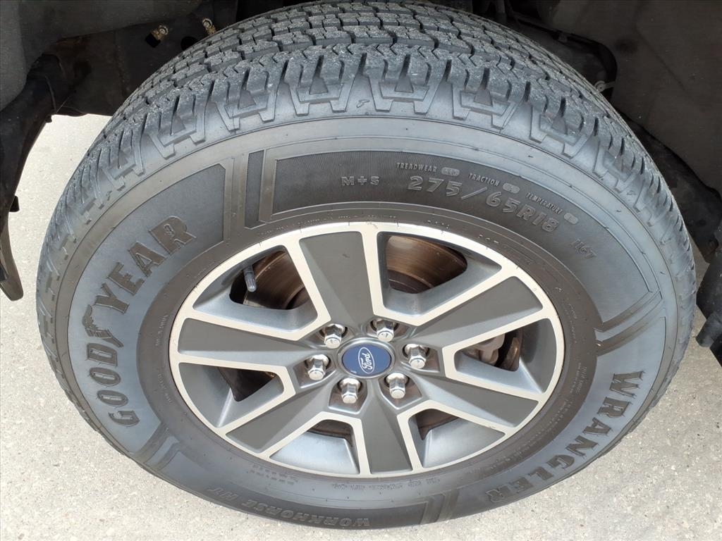 Ford F-150 Lariat SuperCrew 6.5-ft. Bed 4WD 2015