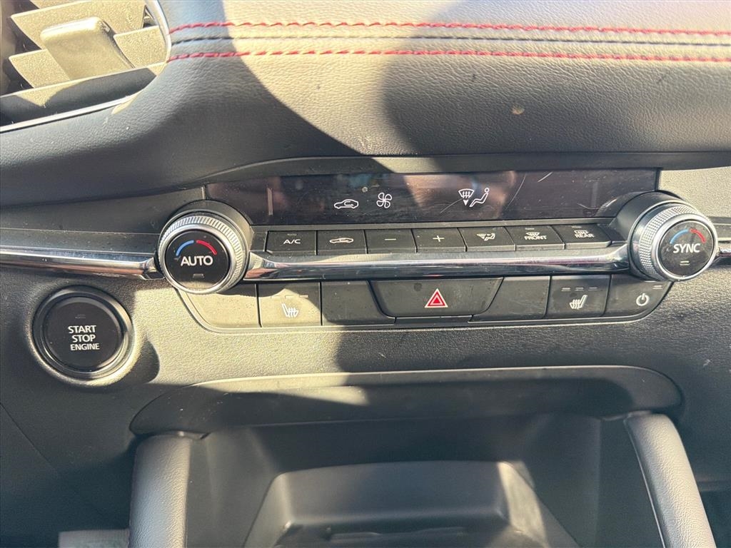 Mazda MAZDA3 Preferred AWD 2025