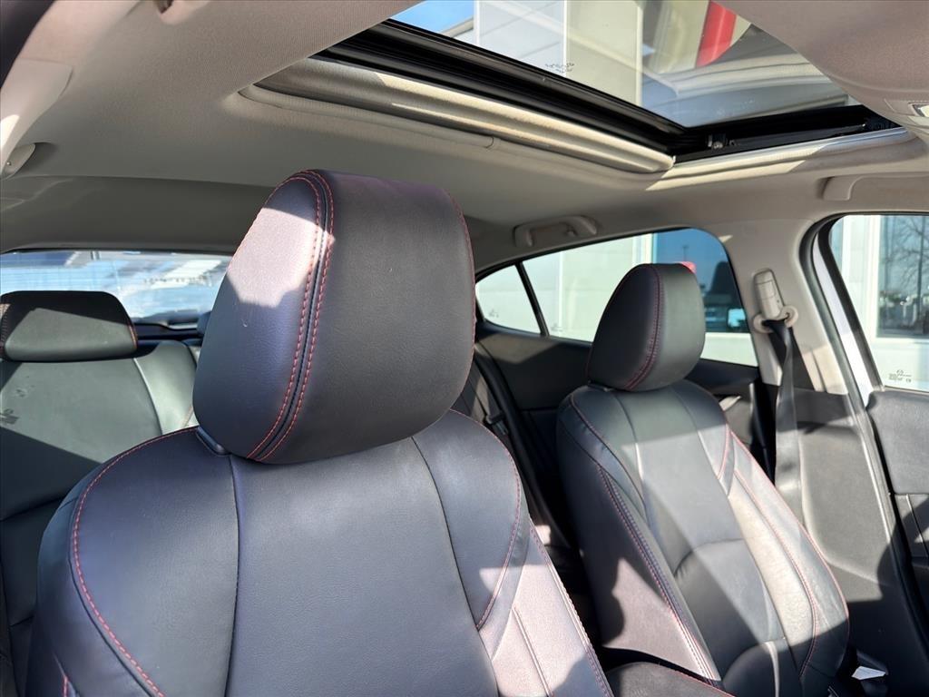 Mazda MAZDA3 i Grand Touring AT 5-Door 2015