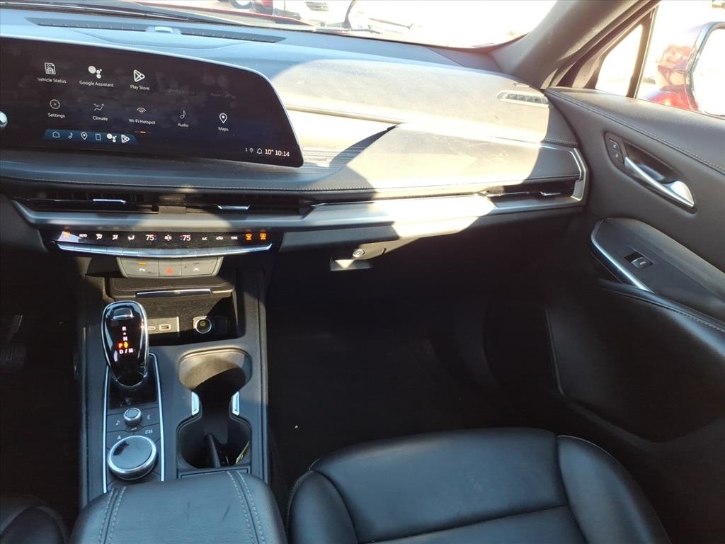 Cadillac XT4 Premium Luxury AWD 2024