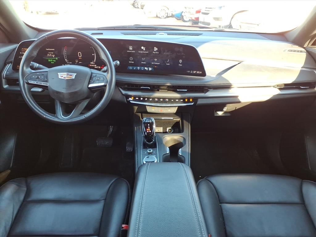 Cadillac XT4 Premium Luxury AWD 2024