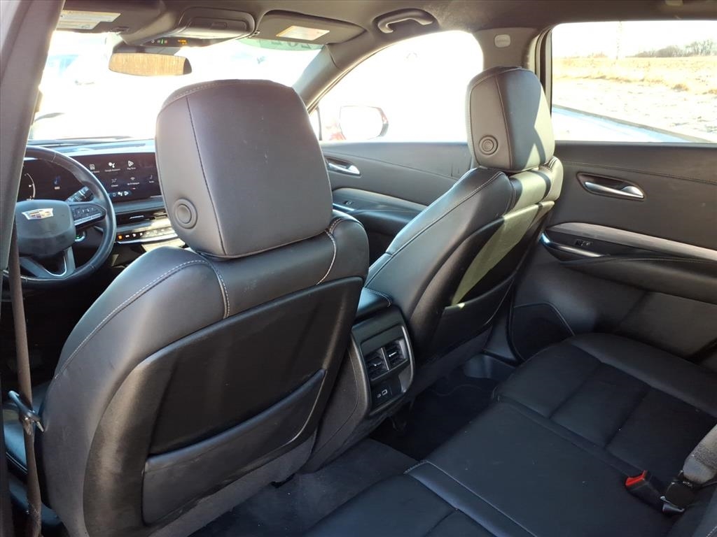 Cadillac XT4 Premium Luxury AWD 2024