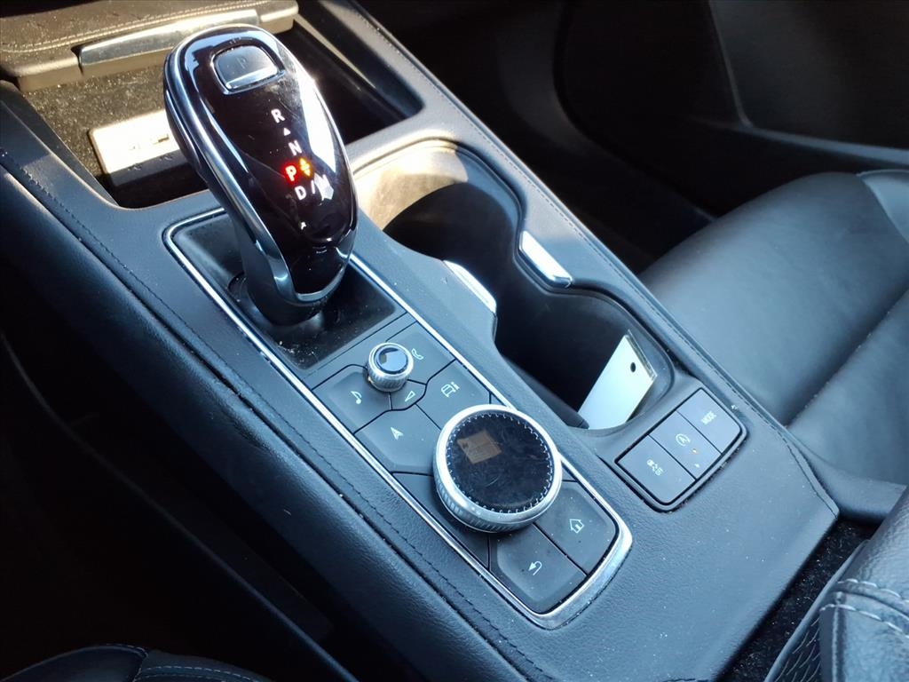 Cadillac XT4 Premium Luxury AWD 2024