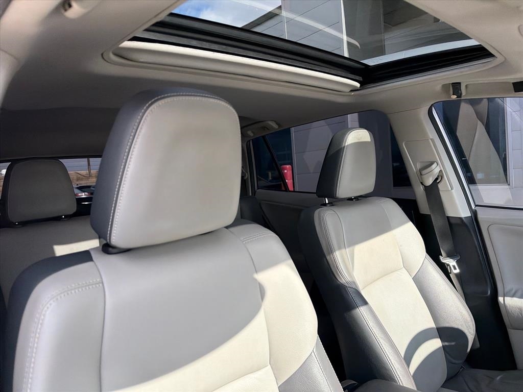 Toyota RAV4 Limited AWD 2013