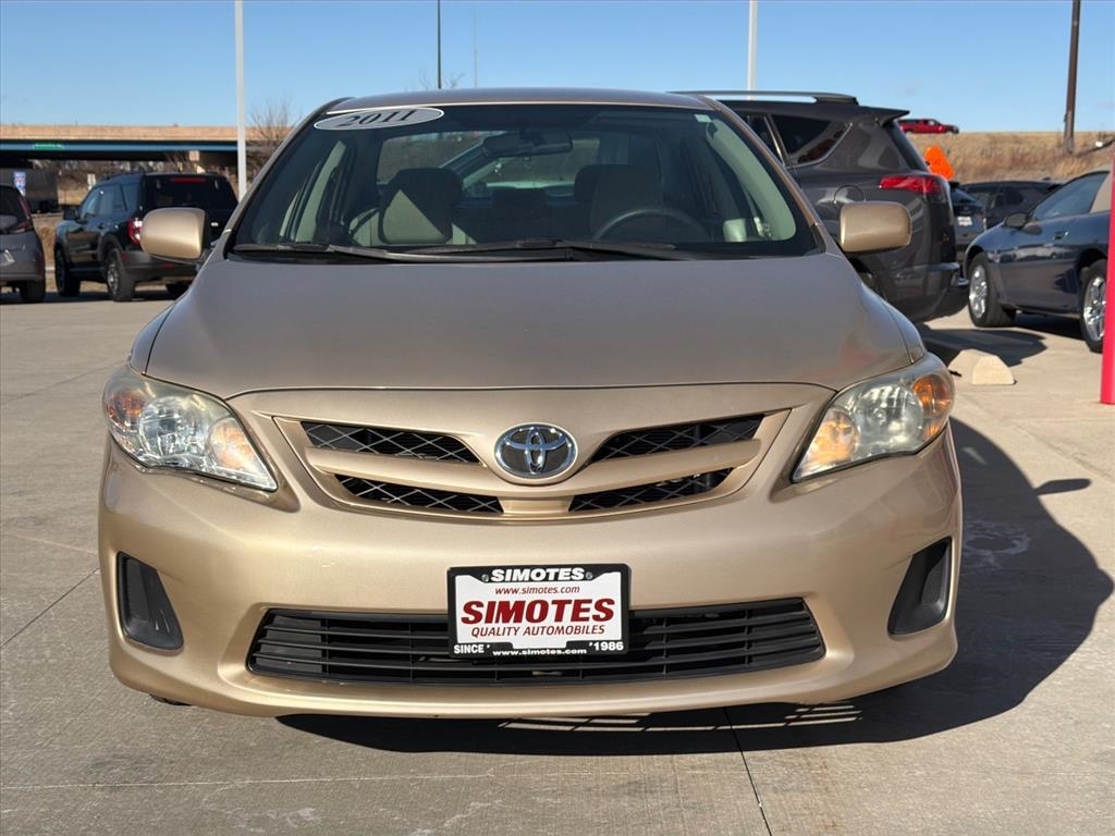 Toyota Corolla LE 4-Speed AT 2011