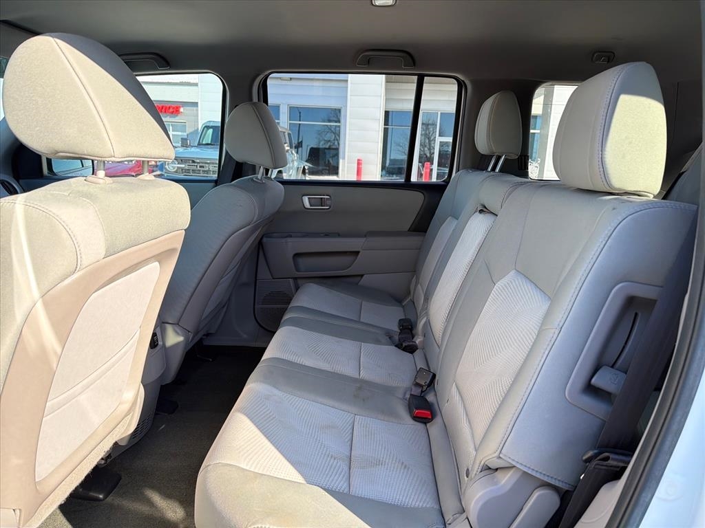 Honda Pilot LX 4WD 5-Spd AT 2015