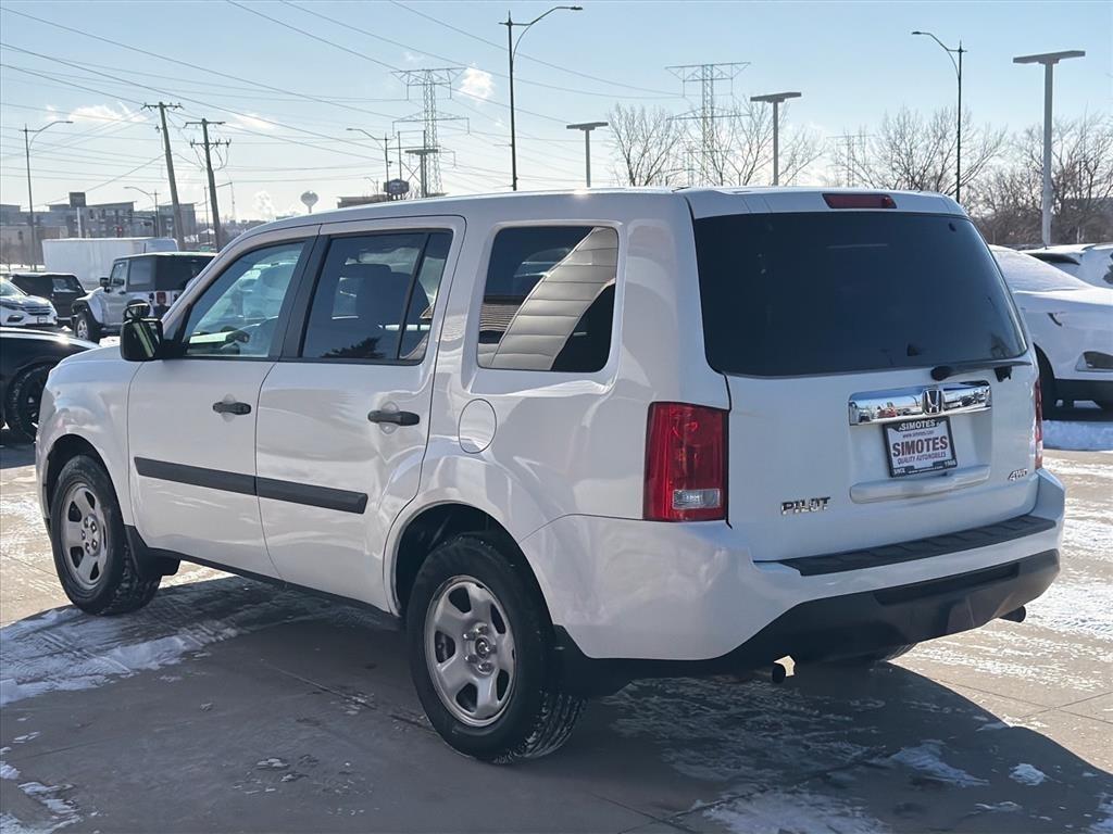 Honda Pilot LX 4WD 5-Spd AT 2015