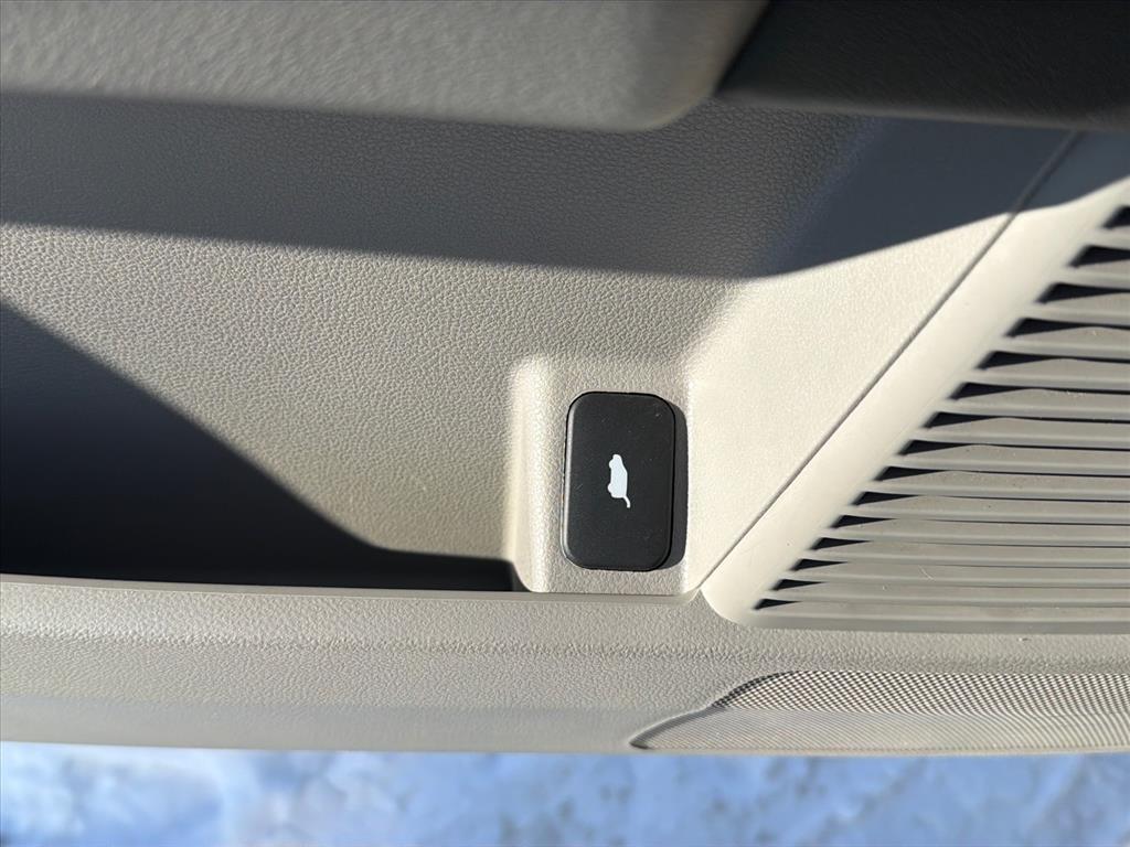 Honda Pilot LX 4WD 5-Spd AT 2015