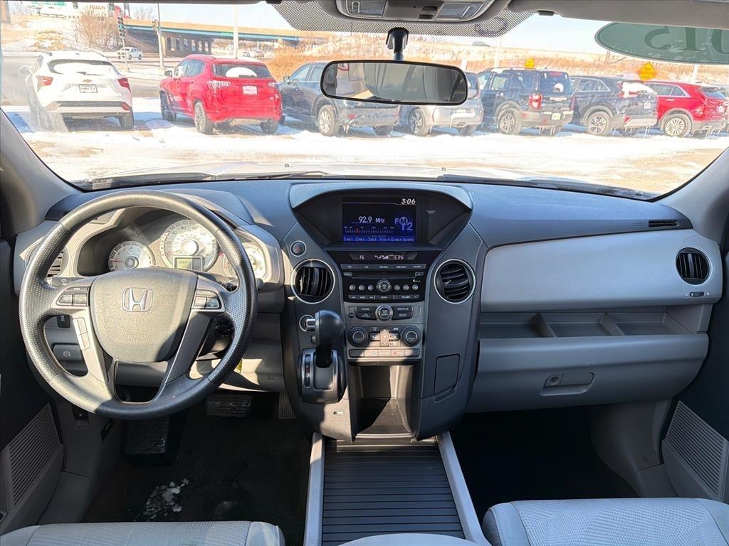 Honda Pilot LX 4WD 5-Spd AT 2015