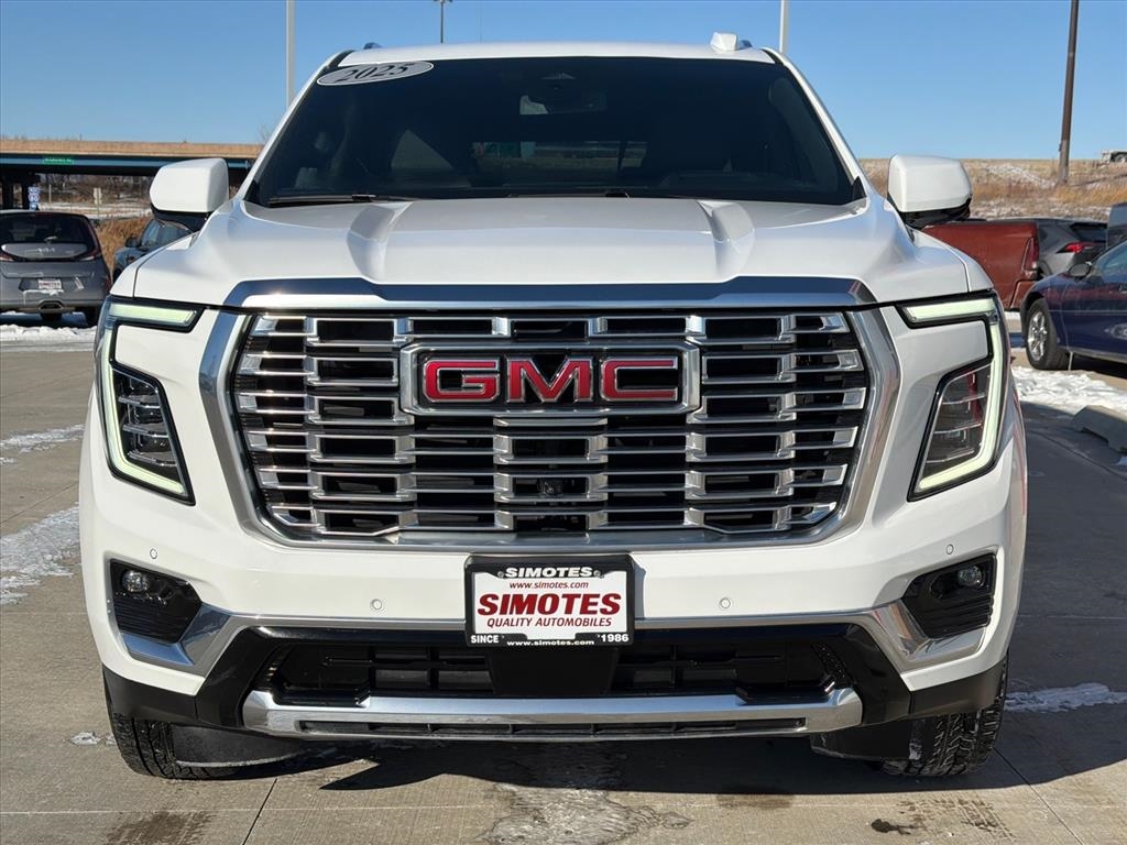 GMC Yukon XL Denali 4WD 2025