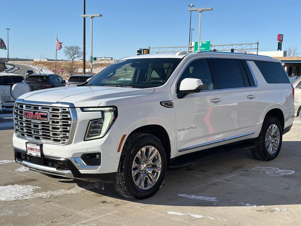 GMC Yukon XL Denali 4WD 2025