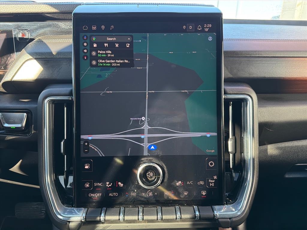 GMC Yukon XL Denali 4WD 2025