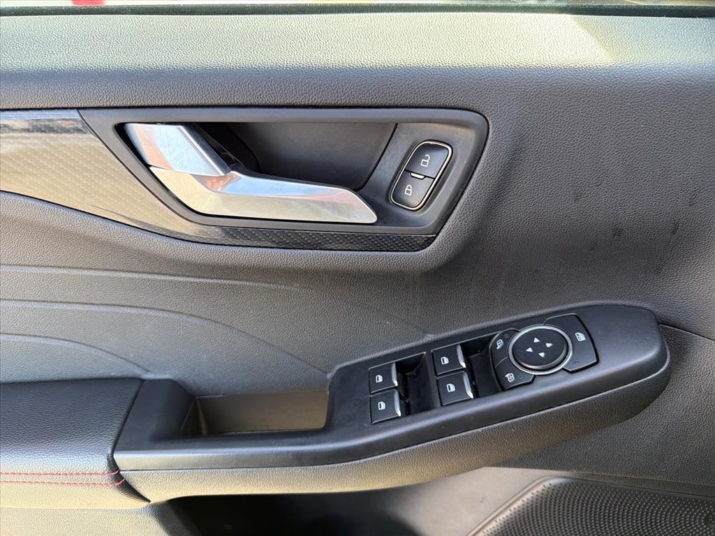 Ford Escape ST-Line AWD 2025