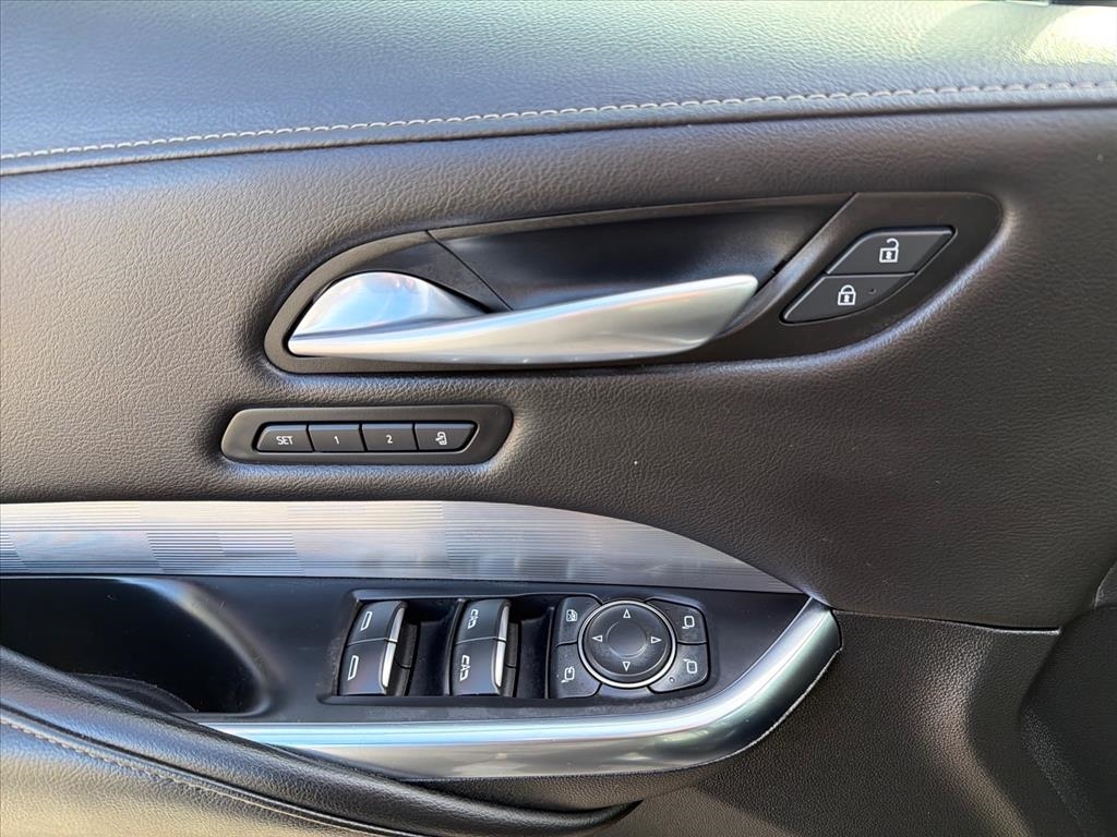 Cadillac XT4 Premium Luxury AWD 2024