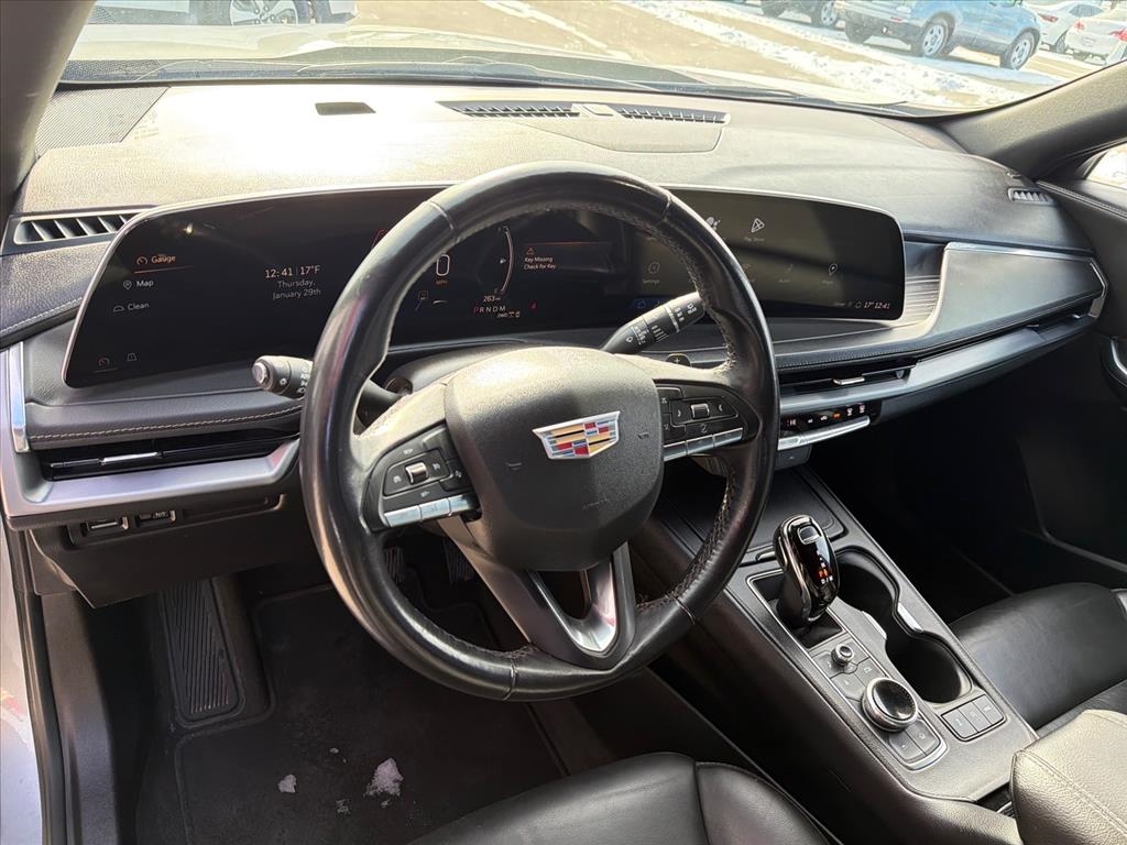 Cadillac XT4 Premium Luxury AWD 2024