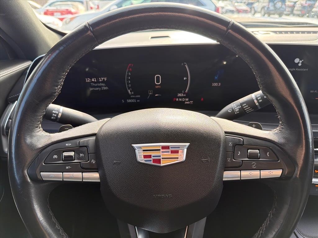 Cadillac XT4 Premium Luxury AWD 2024