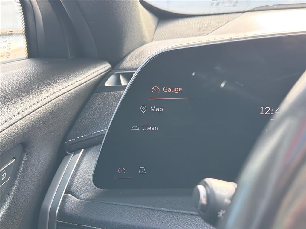 Cadillac XT4 Premium Luxury AWD 2024