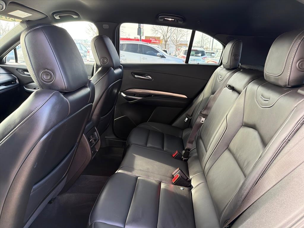 Cadillac XT4 Premium Luxury AWD 2024