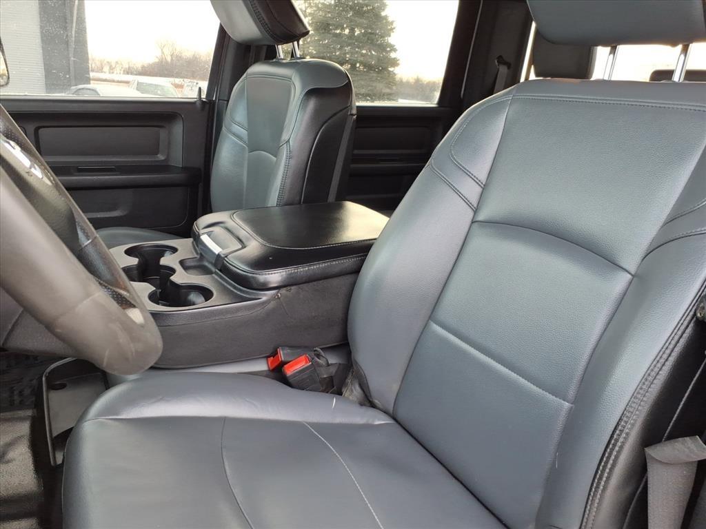 RAM 2500 Tradesman Crew Cab SWB 4WD 2022