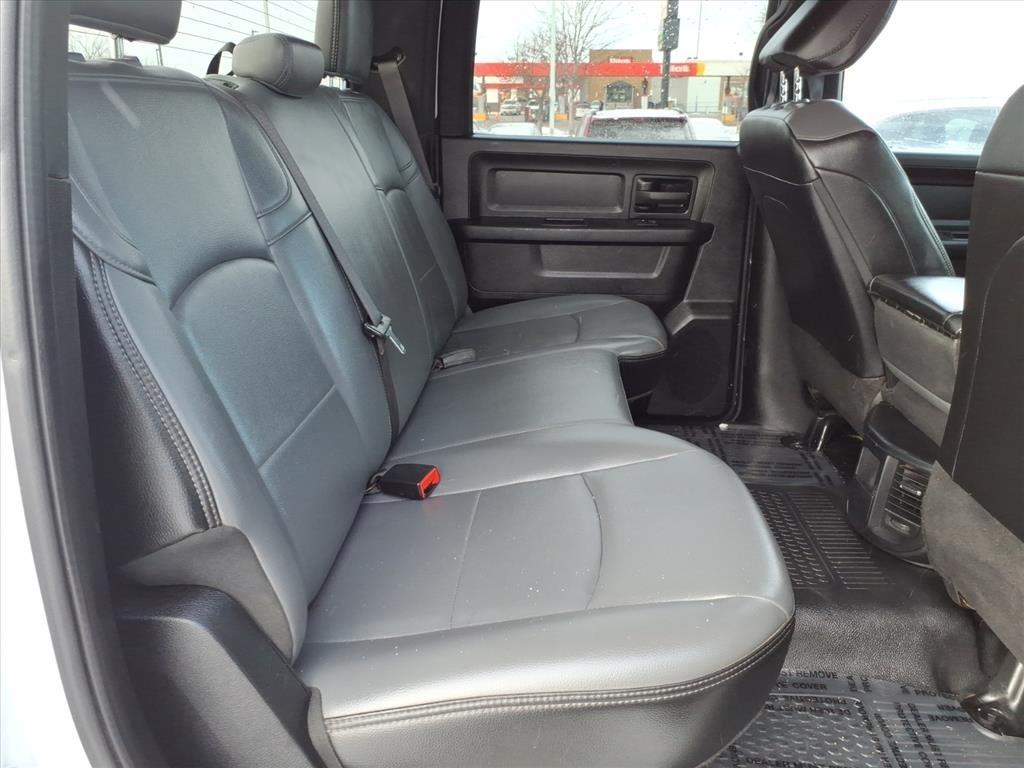 RAM 2500 Tradesman Crew Cab SWB 4WD 2022