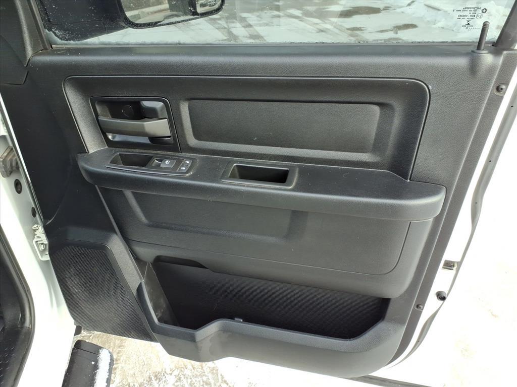 RAM 2500 Tradesman Crew Cab SWB 4WD 2022