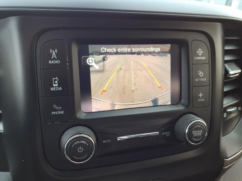 RAM 2500 Tradesman Crew Cab SWB 4WD 2022