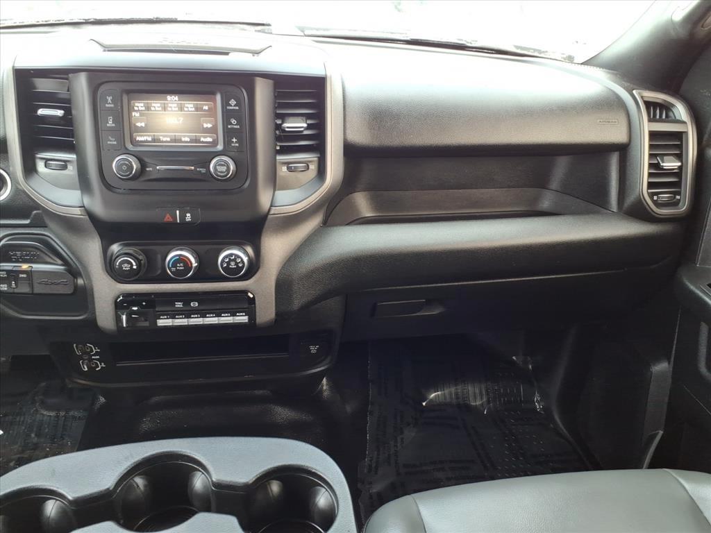RAM 2500 Tradesman Crew Cab SWB 4WD 2022