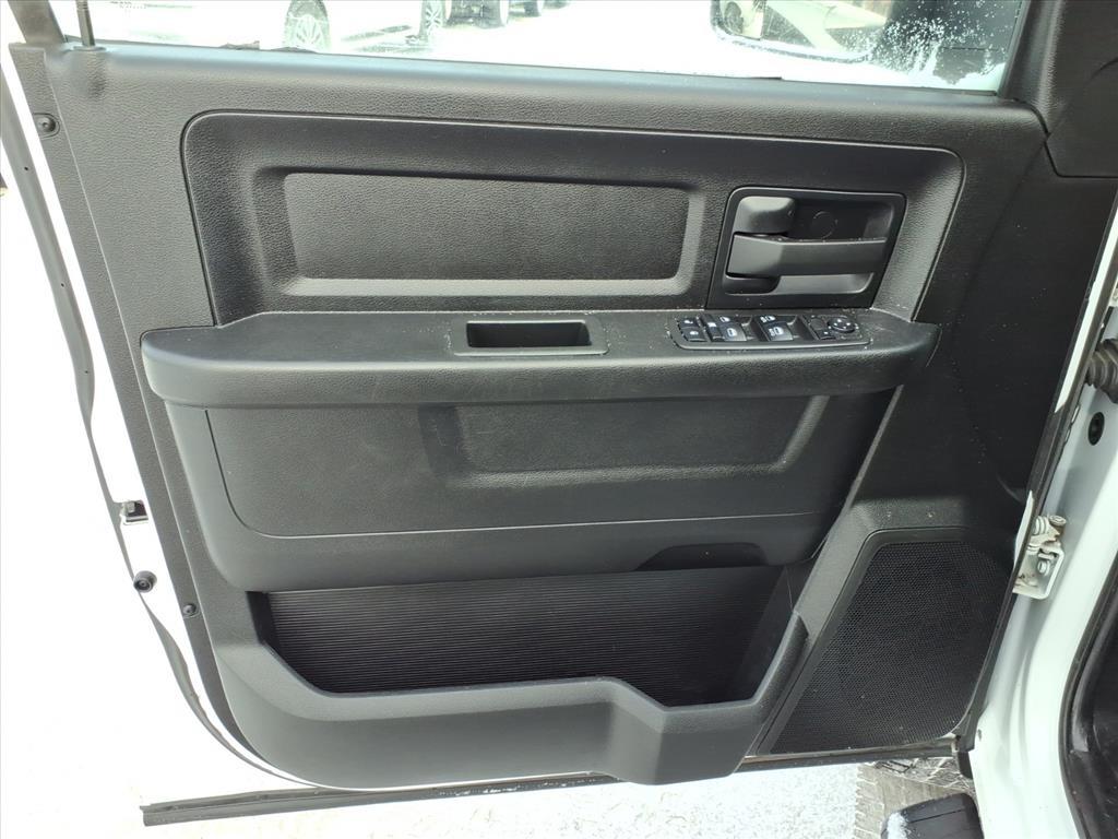 RAM 2500 Tradesman Crew Cab SWB 4WD 2022