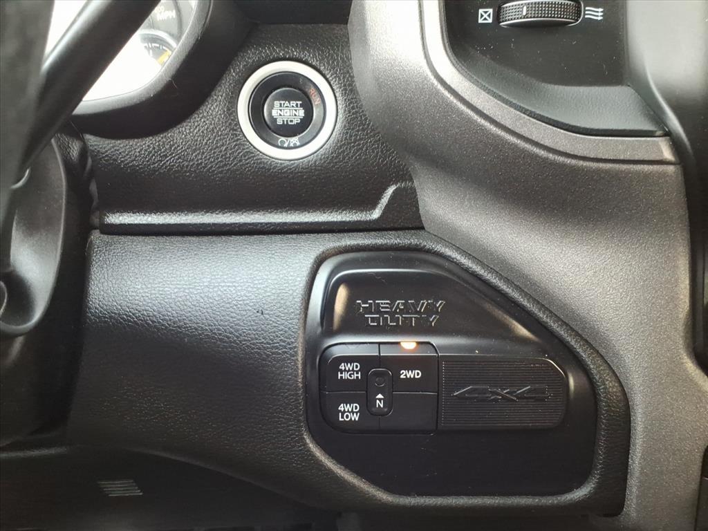 RAM 2500 Tradesman Crew Cab SWB 4WD 2022