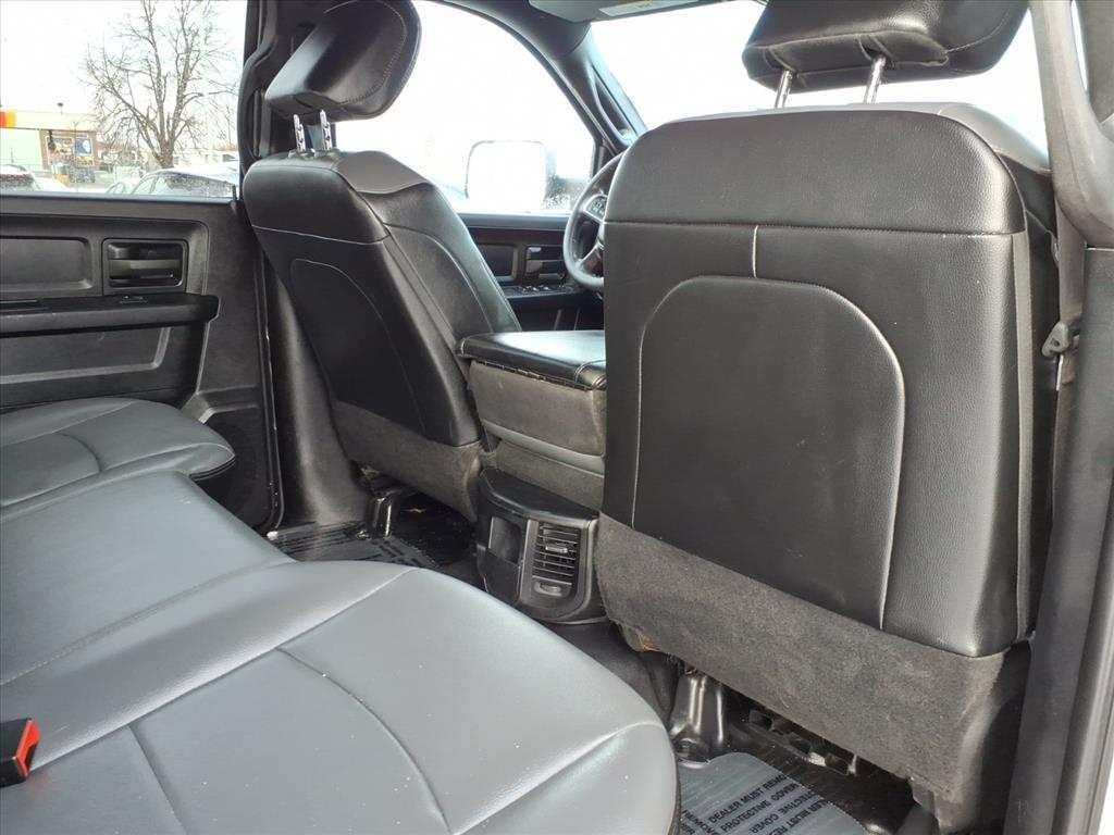 RAM 2500 Tradesman Crew Cab SWB 4WD 2022