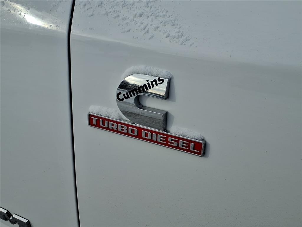 RAM 2500 Tradesman Crew Cab SWB 4WD 2022