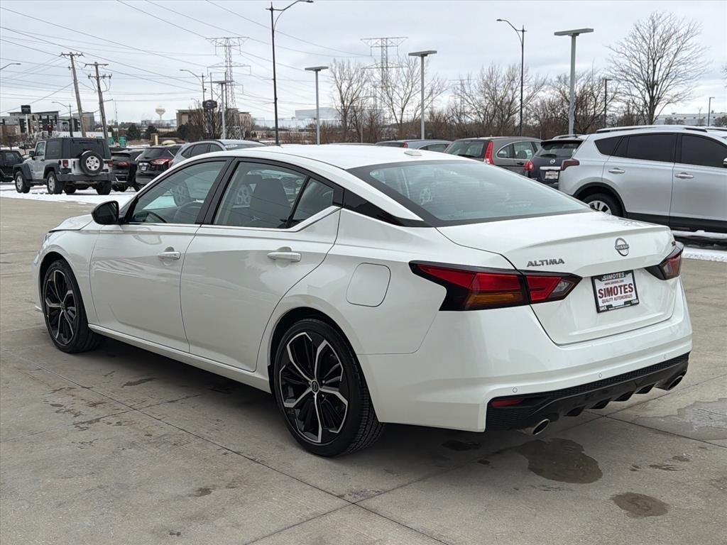 Nissan Altima 2.5 SR 2025