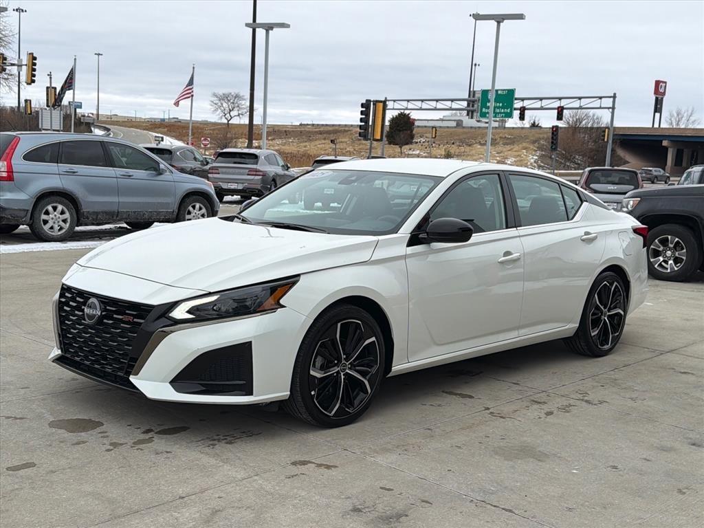 Nissan Altima 2.5 SR 2025