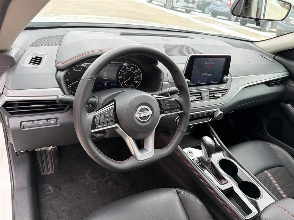 Nissan Altima 2.5 SR 2025