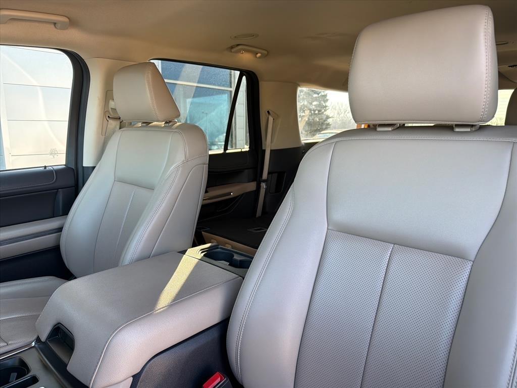 Ford Expedition MAX XLT 4WD 2024