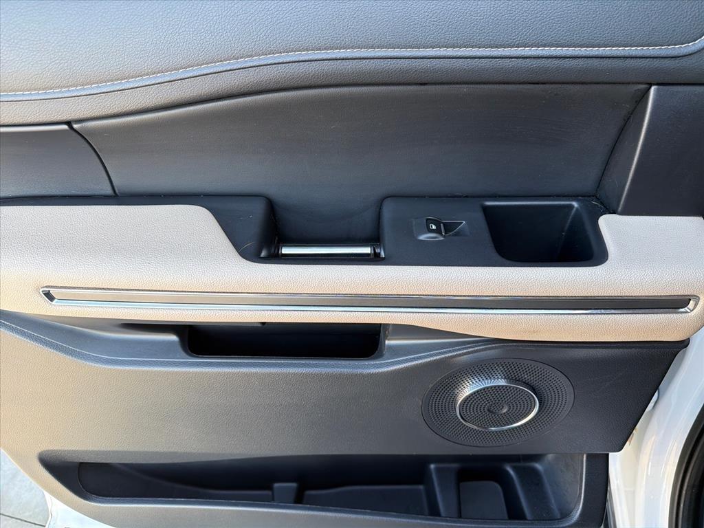 Ford Expedition MAX XLT 4WD 2024