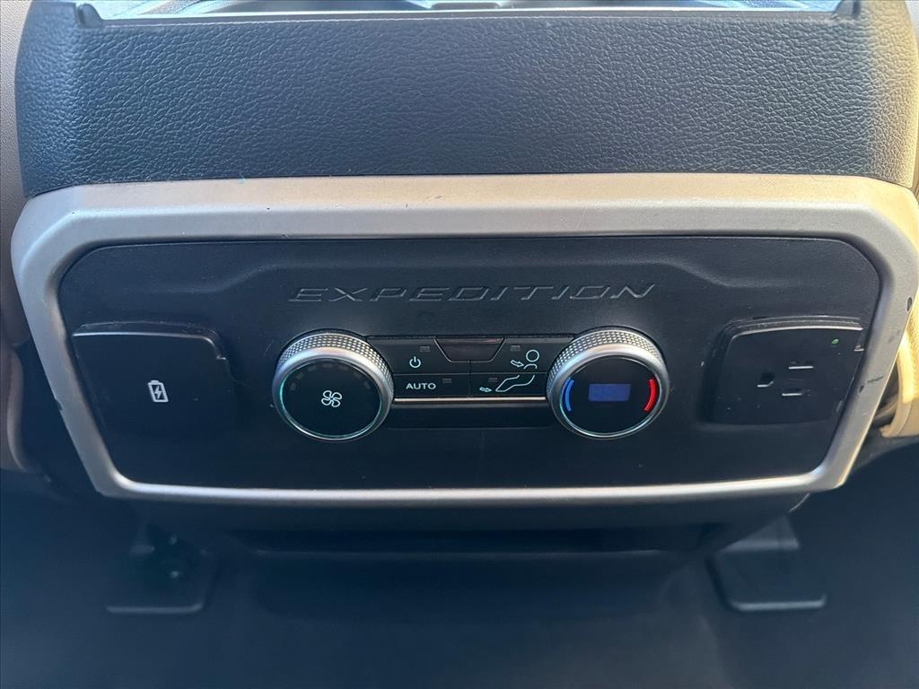 Ford Expedition MAX XLT 4WD 2024